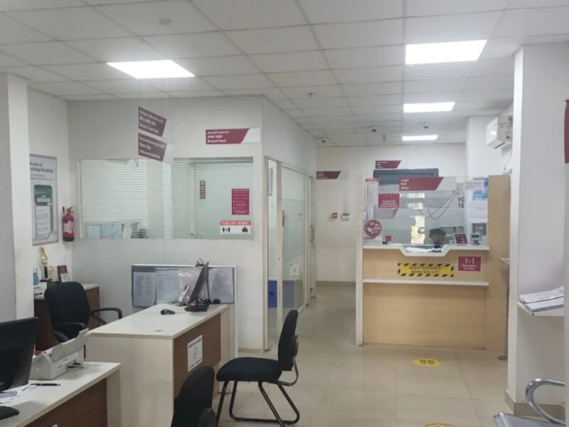 Axis Bank Branch – Thamarassery