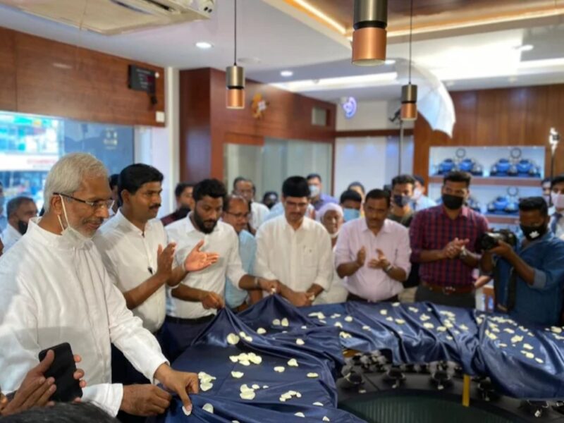 Diya Gold & Diamonds, Thamarassery