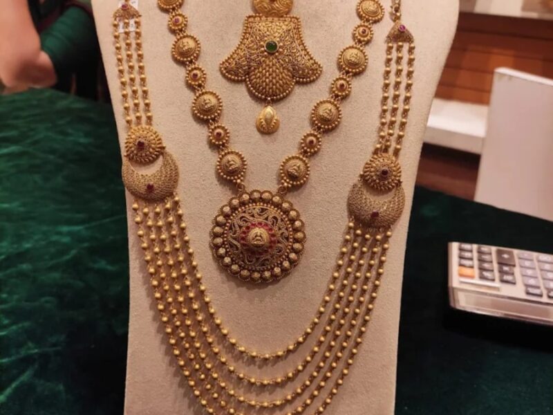 Diya Gold & Diamonds - Balussery