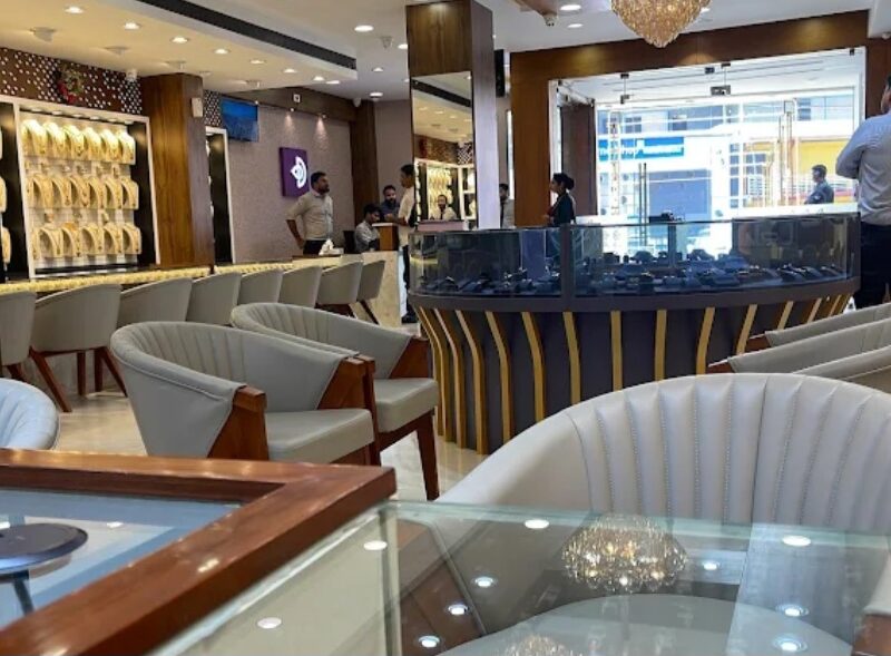 Diya Gold & Diamonds - Mukkam