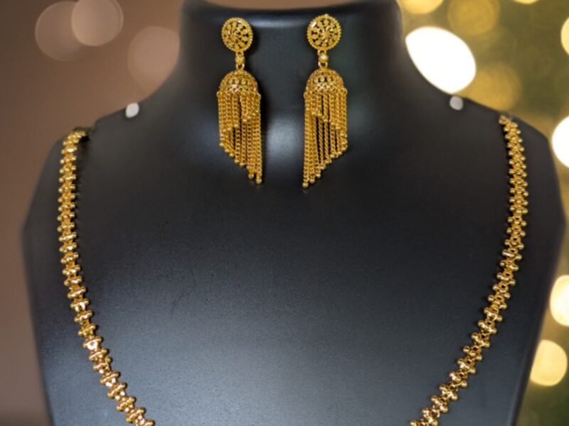 Shabnam Gold Covering – Poonoor