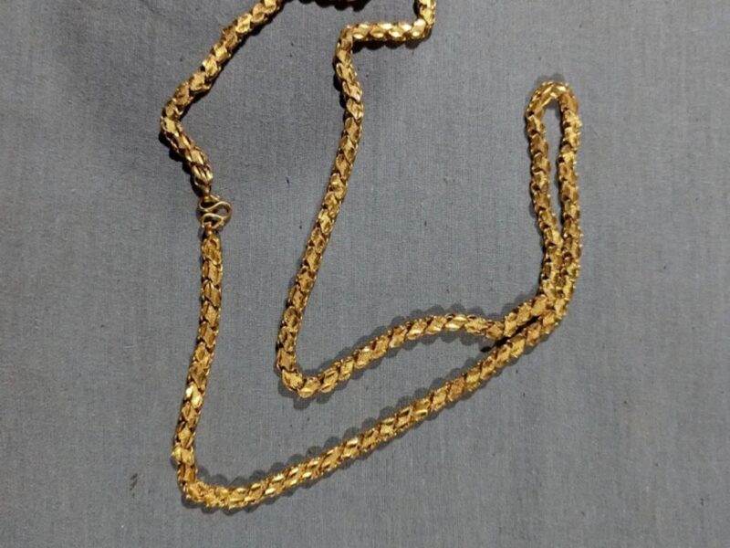 Shabnam Gold Covering – Poonoor