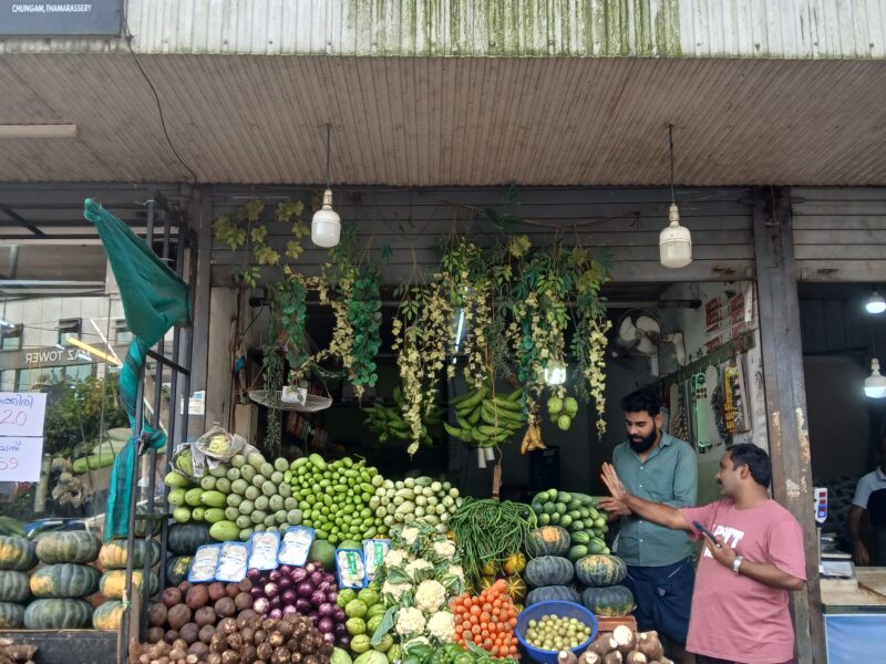 Km Vegetables Thamarassery