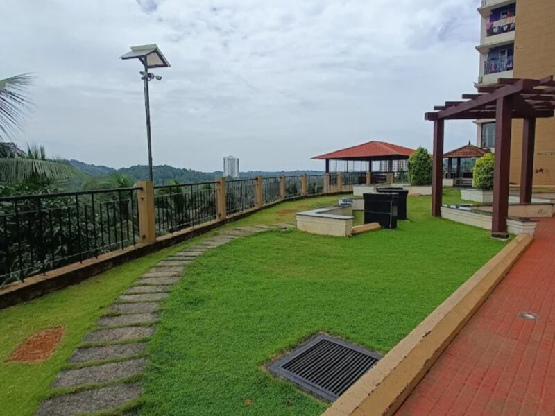 HiLITE Metromax Apartments