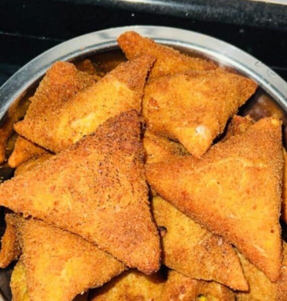 Local Flavors: Discovering the Authentic Tastes of SR Homemade Snacks, Thamarassery