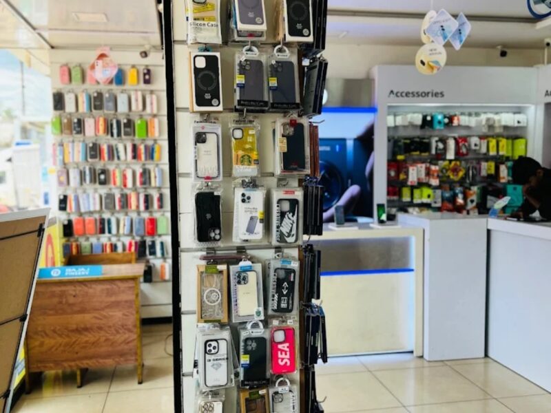 LOKA Digital Store: Your Tech Destination in Thamarassery