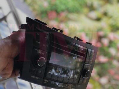 Car Accessories for Sale: Swift Type 2 OEM Stereo