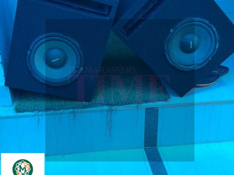 8-Inch Speaker Set for Sale in Peravoor!